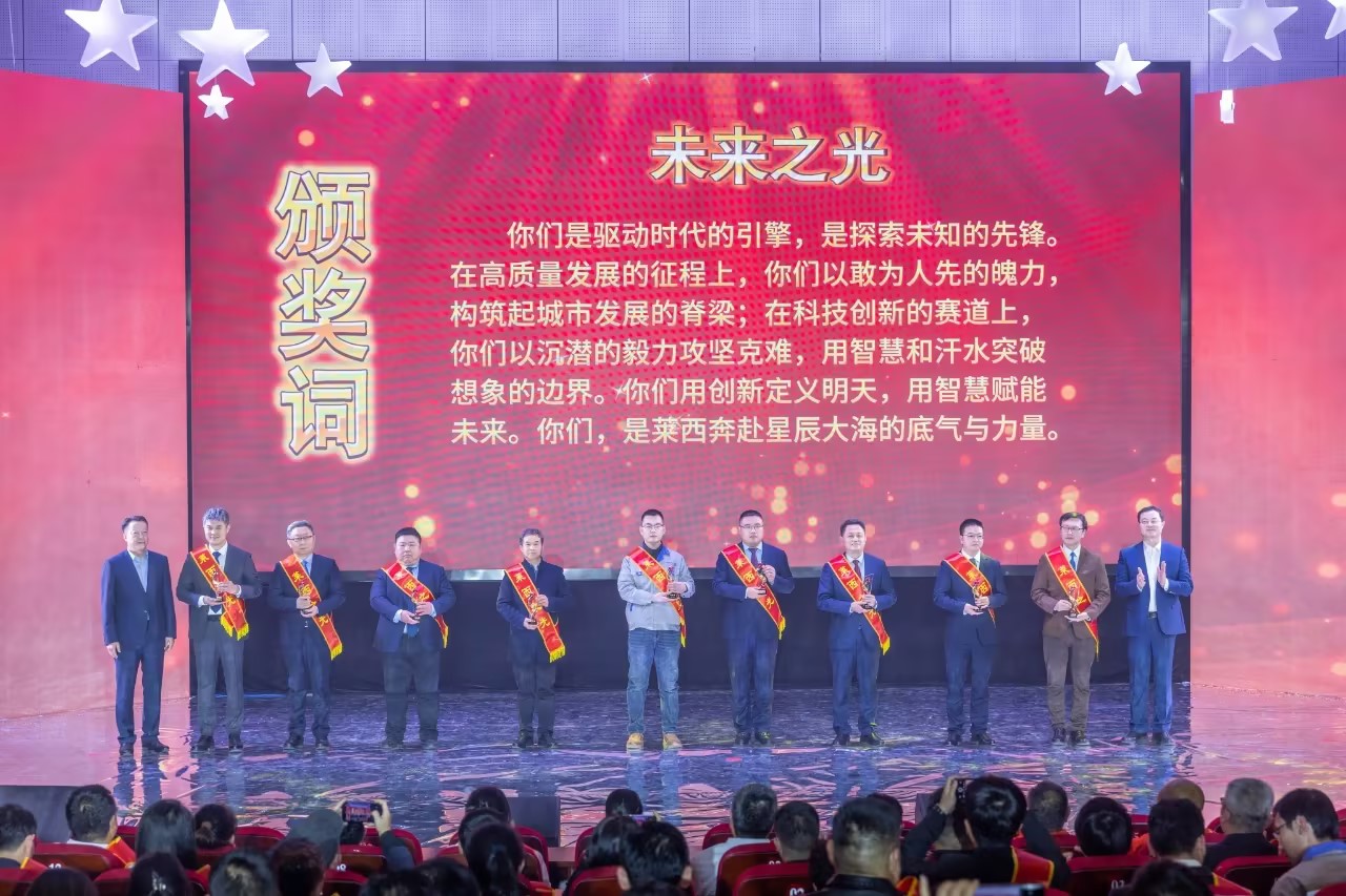 热烈：馗鸺页啥鲁と倩瘛袄澄髦狻の蠢粗狻比儆称号！