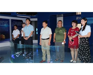 银川市投资促进局、山东潍坊商会领导一行来集团参观访问